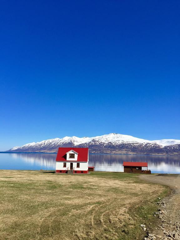 Ytri Vik Villa Hauganes Esterno foto